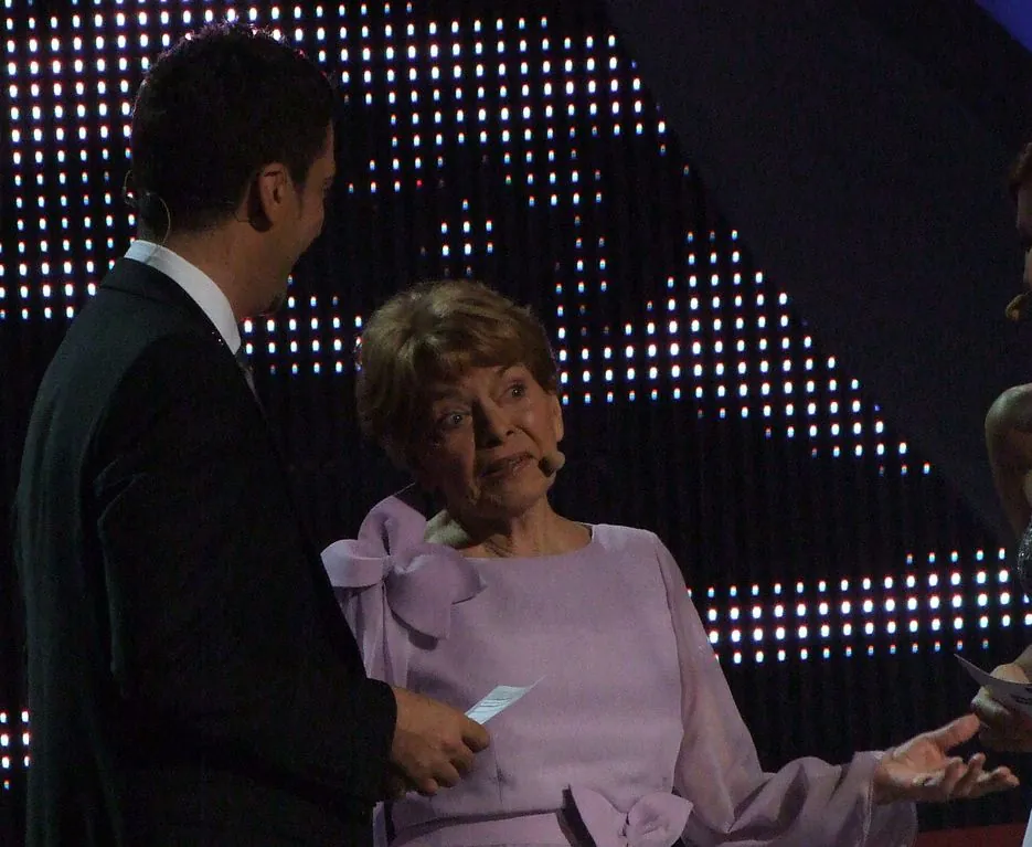 Lys Assia als Ehrengast beim ESC 2008 in Belgrad
