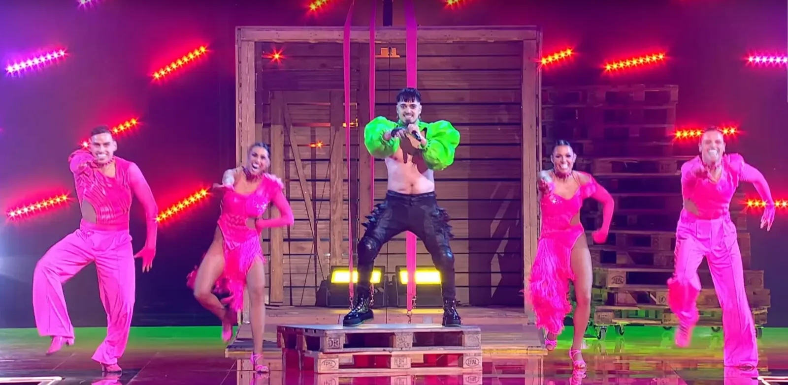 Käärijä performt „Cha Cha Cha“ für Finnland beim ESC 2023